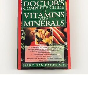Doctor's Complete Guide to Vitamins and Minerals Book
